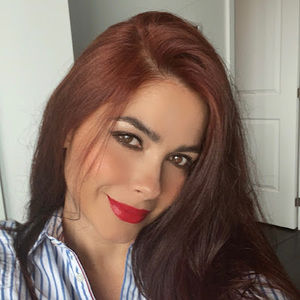 Meet your Posher, Lorena